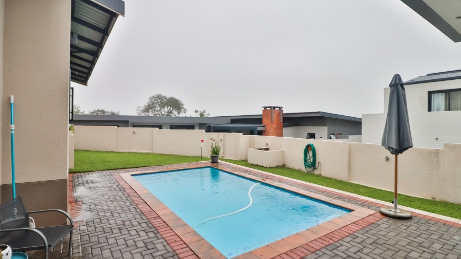 4 Bedroom Property for Sale in The Rest Nature Estate Mpumalanga