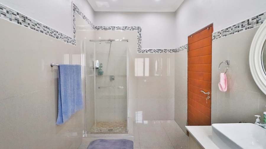 4 Bedroom Property for Sale in The Rest Nature Estate Mpumalanga