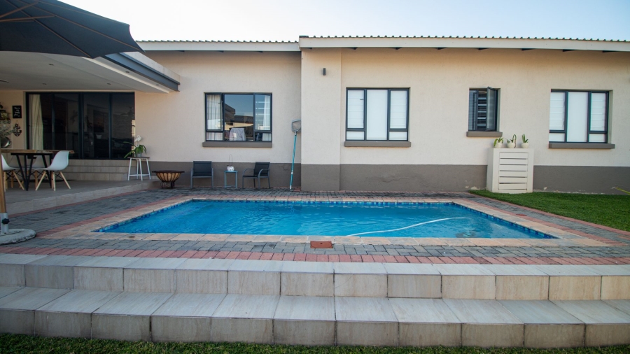 4 Bedroom Property for Sale in The Rest Nature Estate Mpumalanga