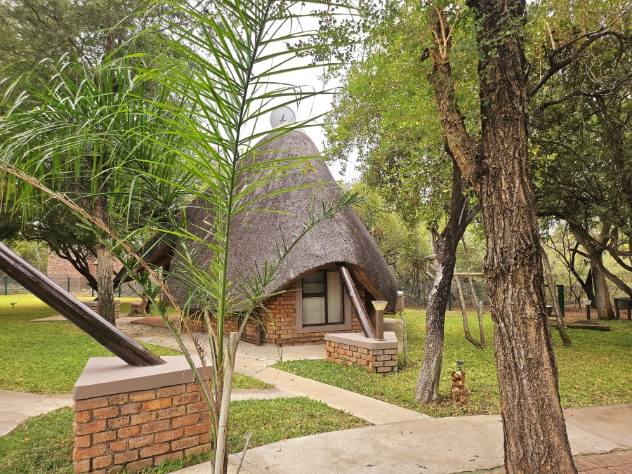 6 Bedroom Property for Sale in Marloth Park Mpumalanga