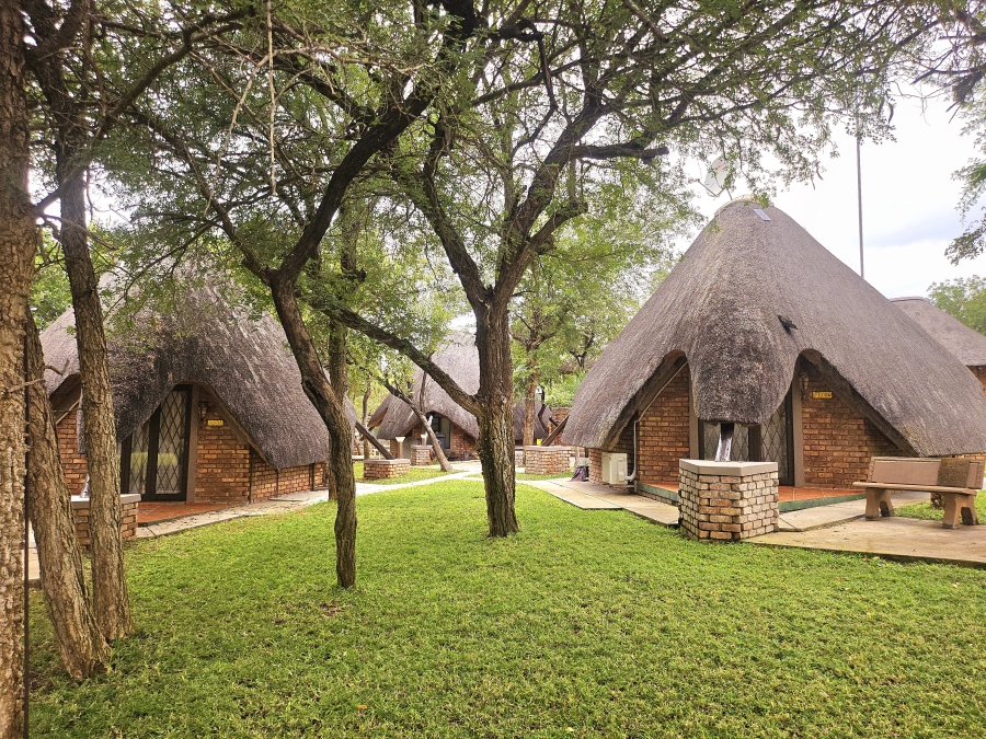 6 Bedroom Property for Sale in Marloth Park Mpumalanga
