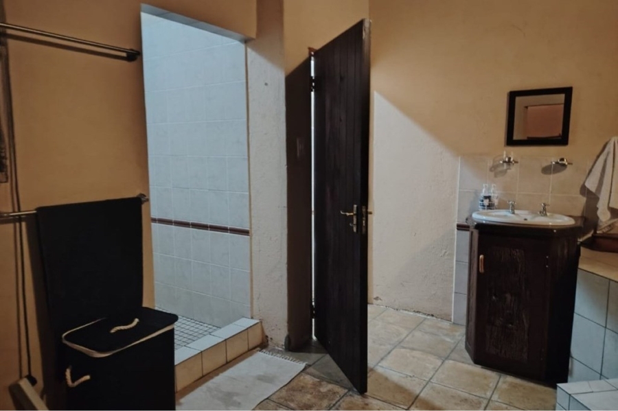 To Let 1 Bedroom Property for Rent in Renosterkop Mpumalanga