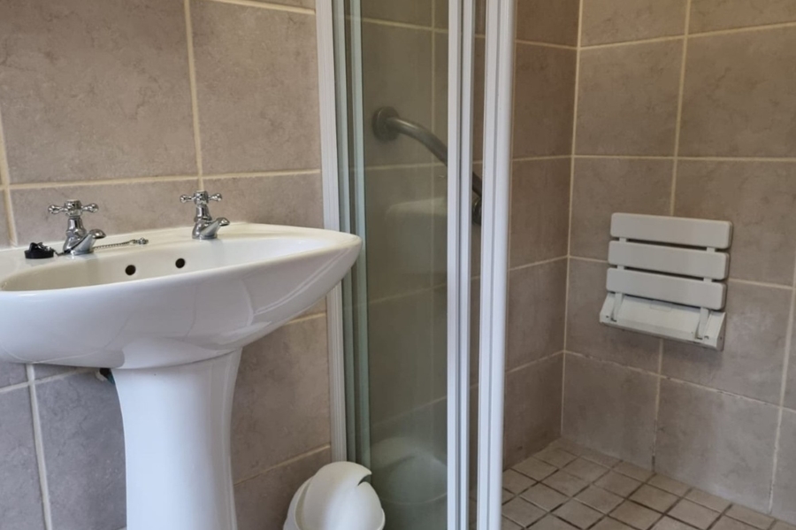 To Let 2 Bedroom Property for Rent in West Acres Mpumalanga