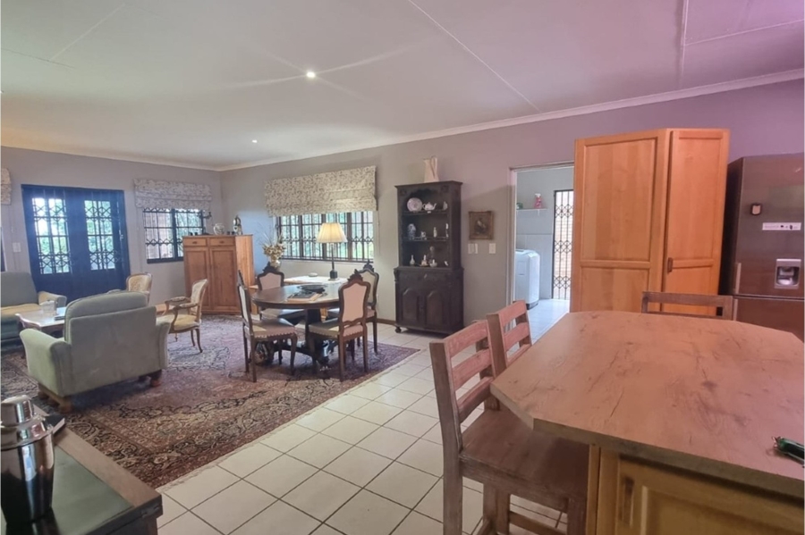To Let 2 Bedroom Property for Rent in West Acres Mpumalanga