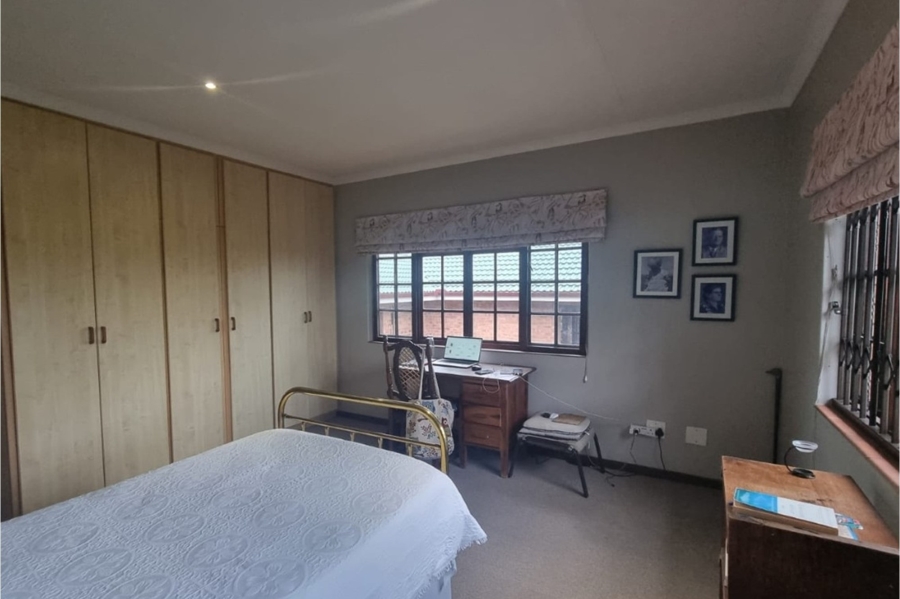 To Let 2 Bedroom Property for Rent in West Acres Mpumalanga