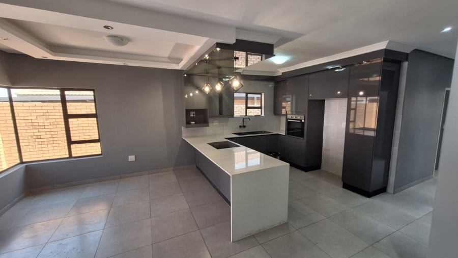 3 Bedroom Property for Sale in Secunda Mpumalanga