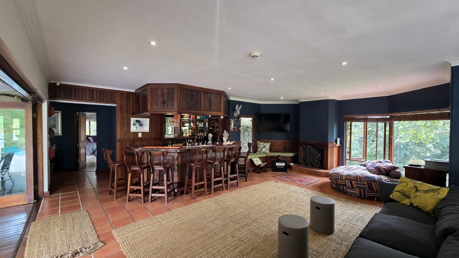 7 Bedroom Property for Sale in White River Country Estate Mpumalanga