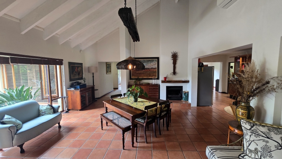 7 Bedroom Property for Sale in White River Country Estate Mpumalanga