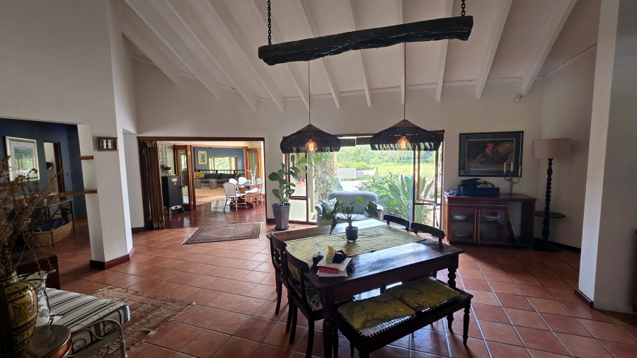 7 Bedroom Property for Sale in White River Country Estate Mpumalanga