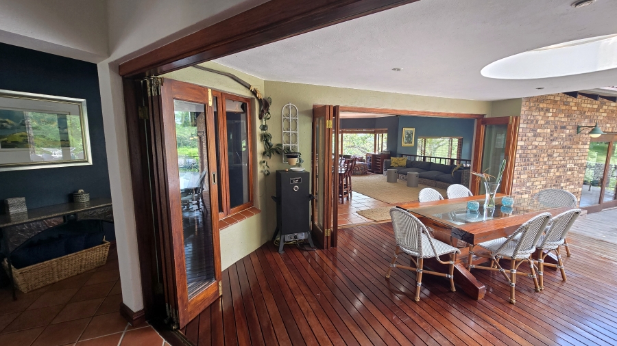 7 Bedroom Property for Sale in White River Country Estate Mpumalanga