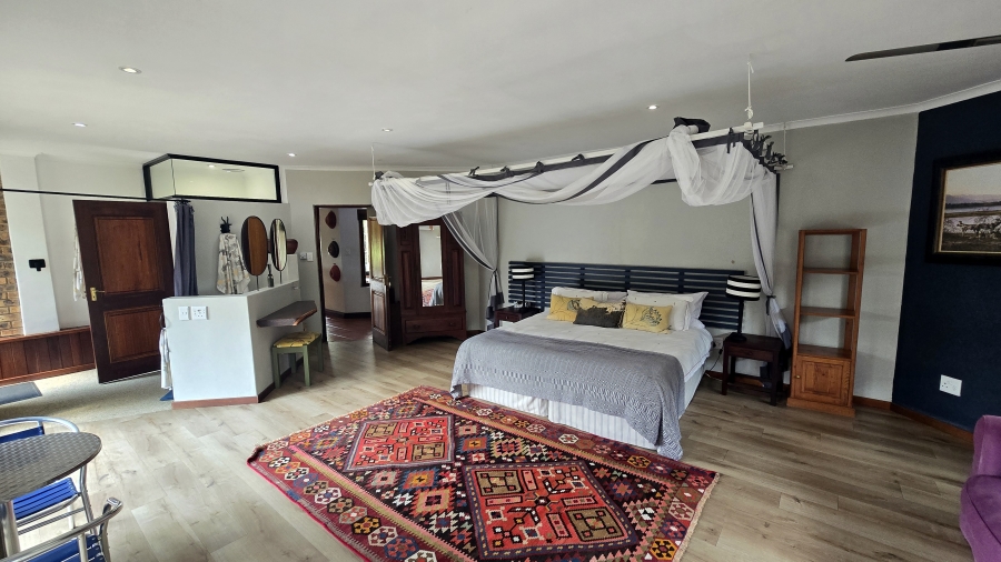 7 Bedroom Property for Sale in White River Country Estate Mpumalanga