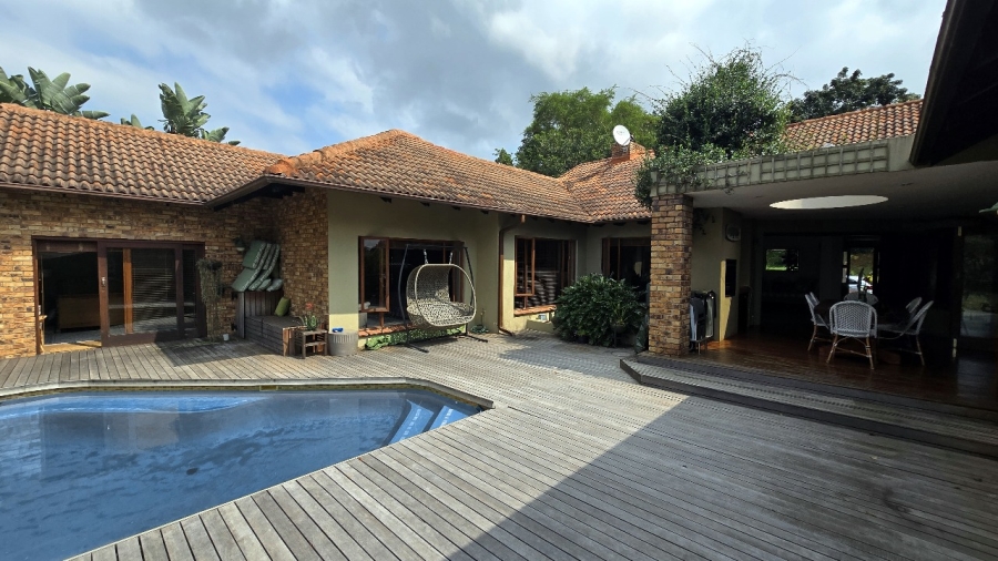 7 Bedroom Property for Sale in White River Country Estate Mpumalanga
