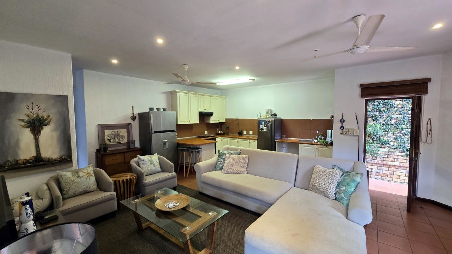 7 Bedroom Property for Sale in White River Country Estate Mpumalanga
