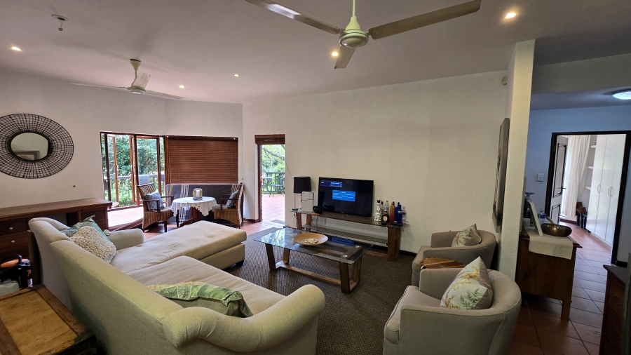 7 Bedroom Property for Sale in White River Country Estate Mpumalanga