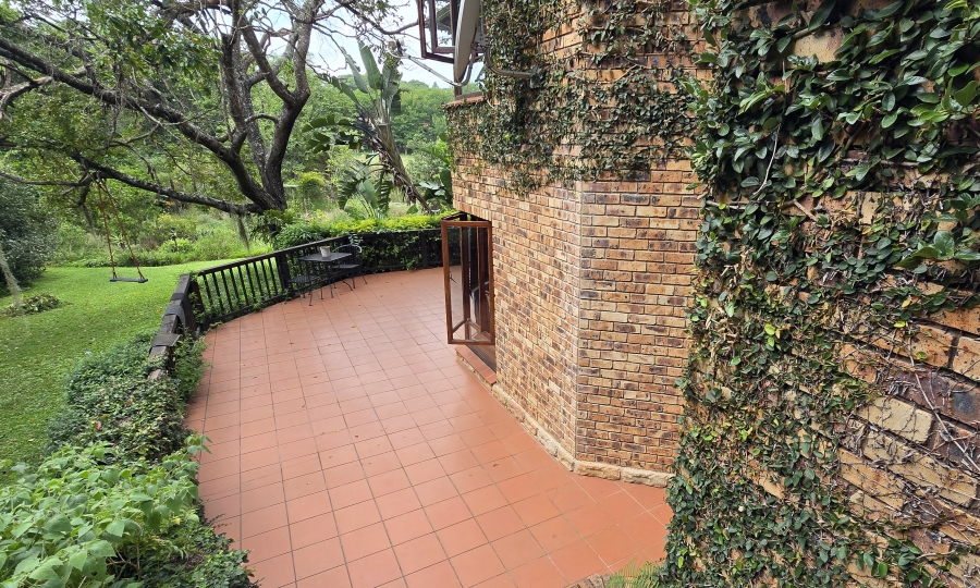 7 Bedroom Property for Sale in White River Country Estate Mpumalanga