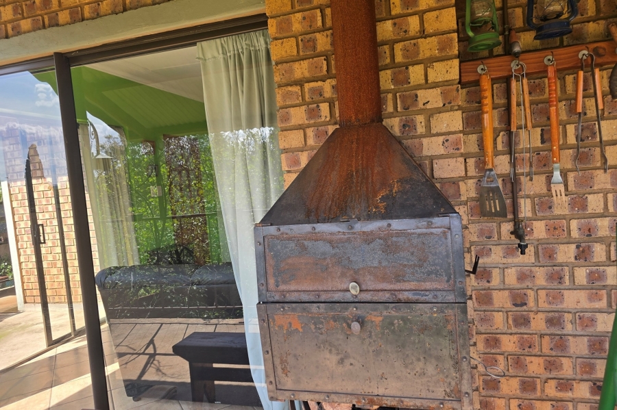 8 Bedroom Property for Sale in Middelburg Central Mpumalanga