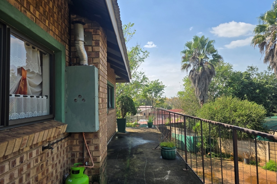 8 Bedroom Property for Sale in Middelburg Central Mpumalanga