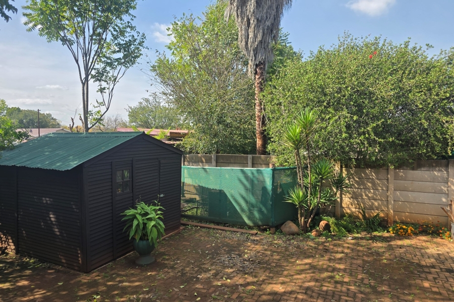 8 Bedroom Property for Sale in Middelburg Central Mpumalanga