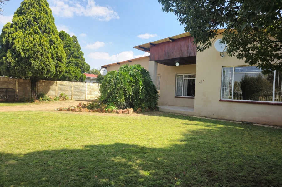 8 Bedroom Property for Sale in Middelburg Central Mpumalanga
