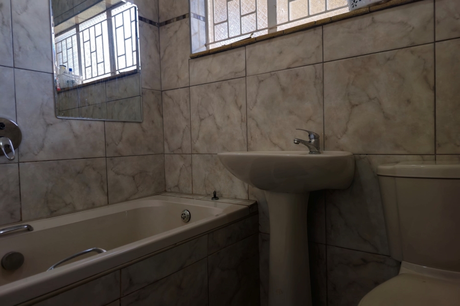 8 Bedroom Property for Sale in Middelburg Central Mpumalanga