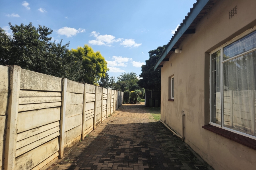 8 Bedroom Property for Sale in Middelburg Central Mpumalanga