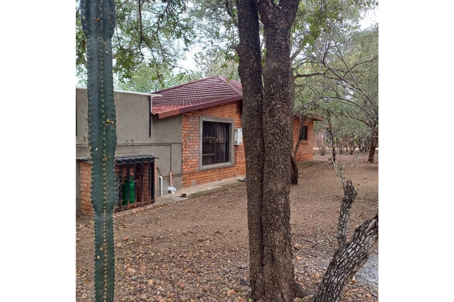 2 Bedroom Property for Sale in Marloth Park Mpumalanga