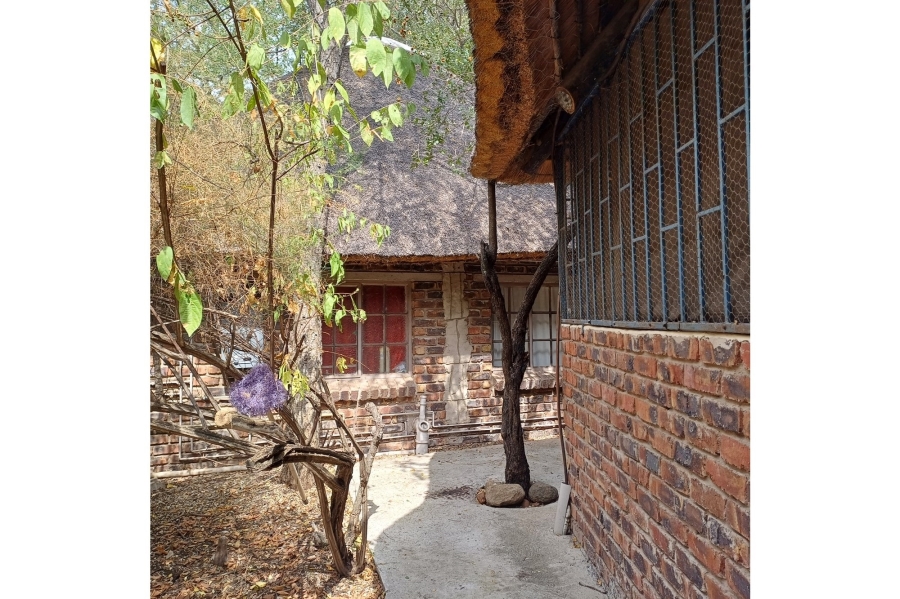 2 Bedroom Property for Sale in Marloth Park Mpumalanga