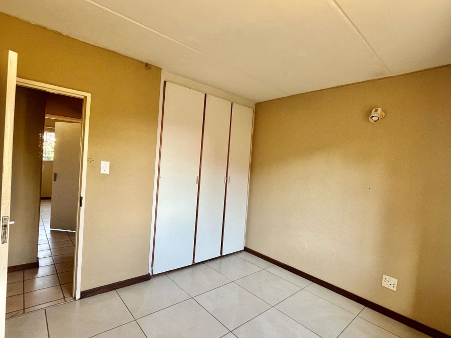 To Let 2 Bedroom Property for Rent in Nelspruit Ext 11 Mpumalanga