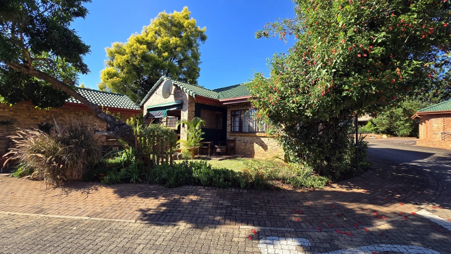 2 Bedroom Property for Sale in White River Mpumalanga