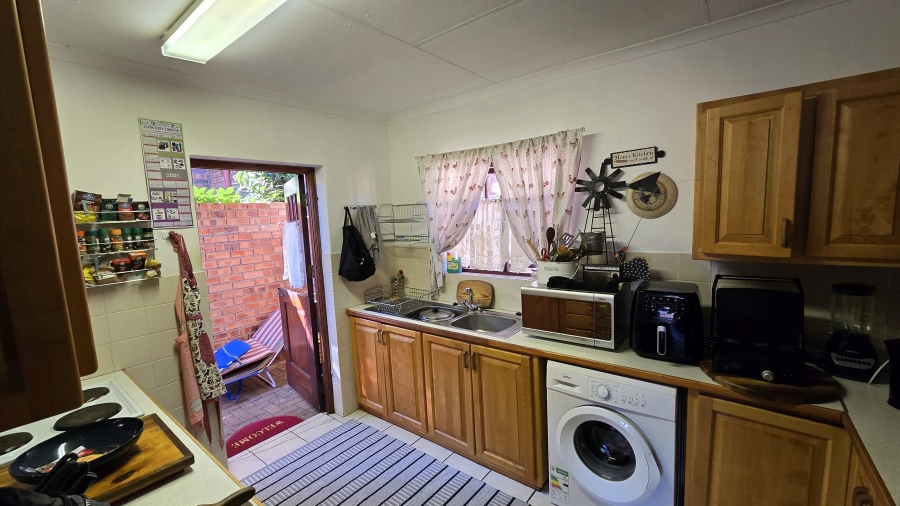 2 Bedroom Property for Sale in White River Mpumalanga