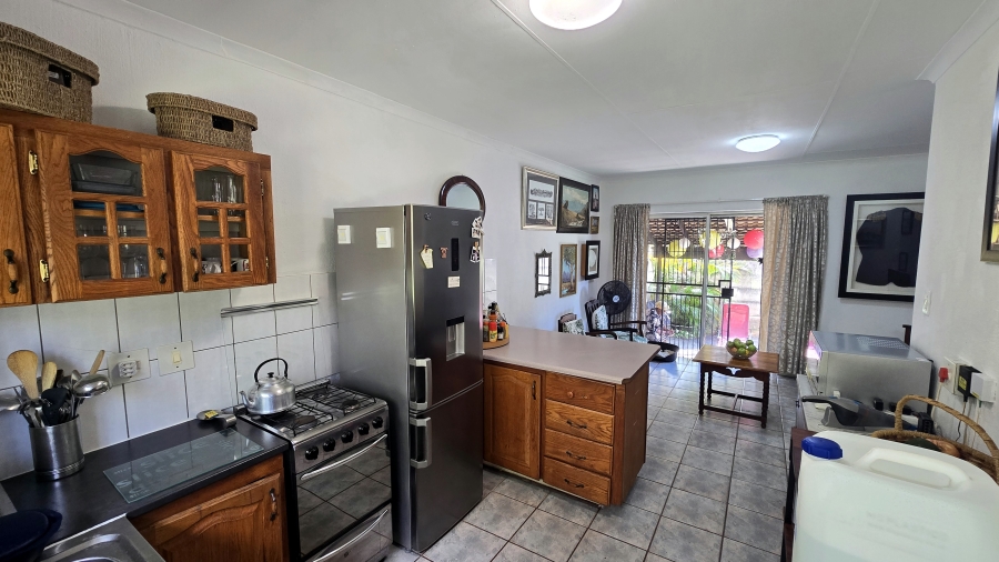 5 Bedroom Property for Sale in White River Ext 18 Mpumalanga
