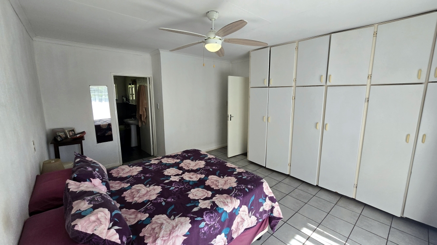 5 Bedroom Property for Sale in White River Ext 18 Mpumalanga
