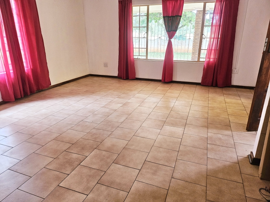 4 Bedroom Property for Sale in Komatipoort Mpumalanga