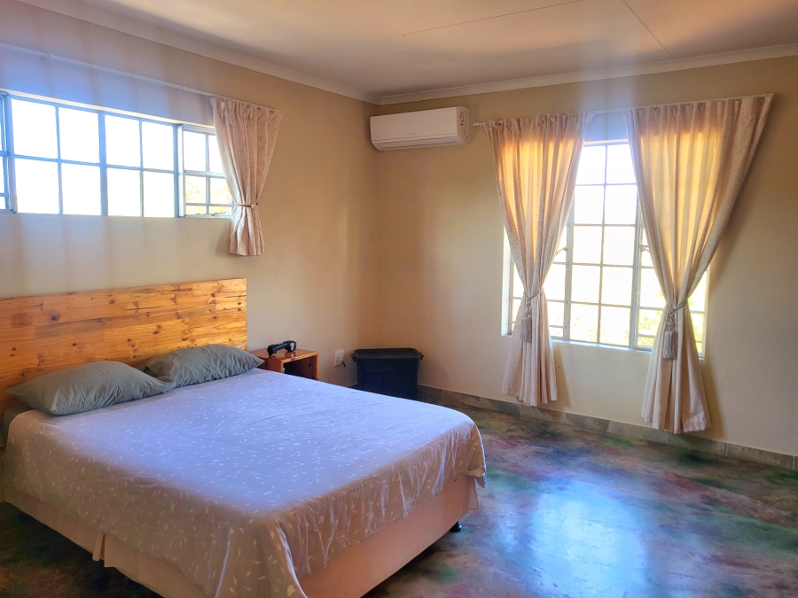 4 Bedroom Property for Sale in Marloth Park Mpumalanga