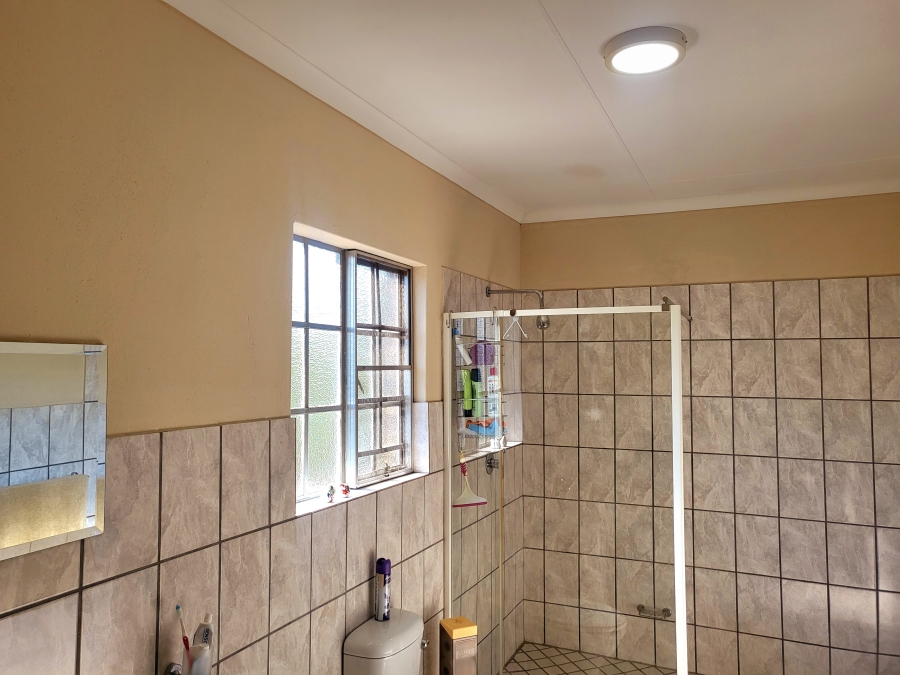 4 Bedroom Property for Sale in Marloth Park Mpumalanga