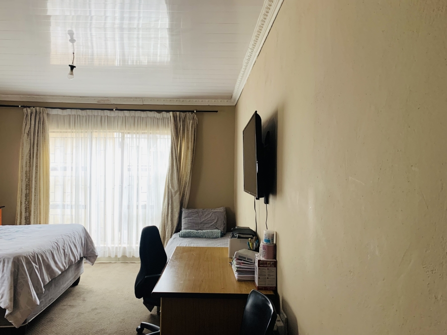3 Bedroom Property for Sale in Mineralia Mpumalanga