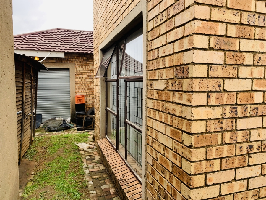 3 Bedroom Property for Sale in Mineralia Mpumalanga