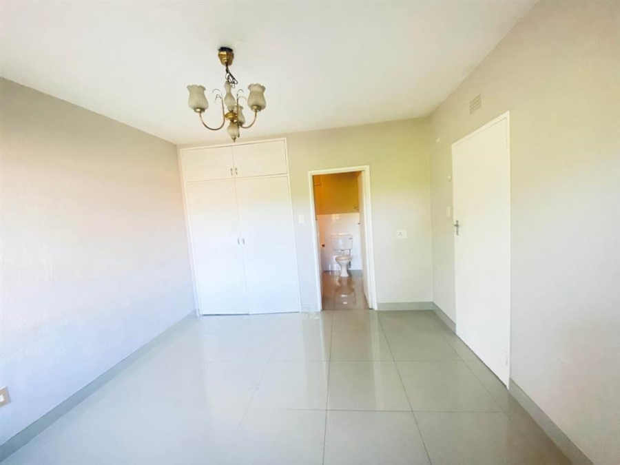 1 Bedroom Property for Sale in White River Mpumalanga