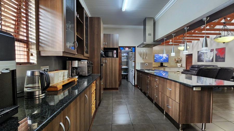 4 Bedroom Property for Sale in Sonheuwel Mpumalanga