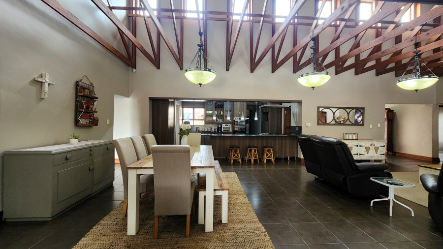 4 Bedroom Property for Sale in Sonheuwel Mpumalanga