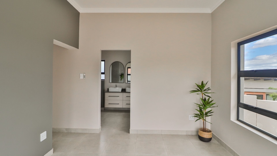 4 Bedroom Property for Sale in Sonheuwel Mpumalanga