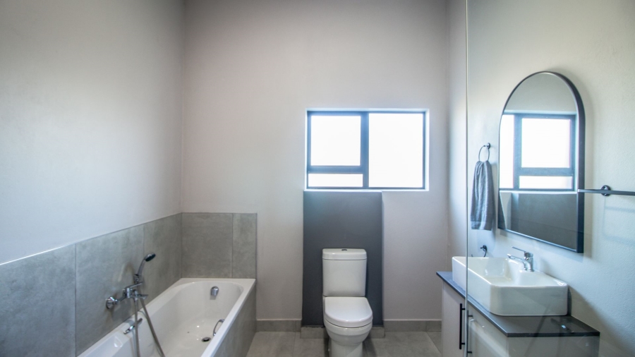 4 Bedroom Property for Sale in Sonheuwel Mpumalanga