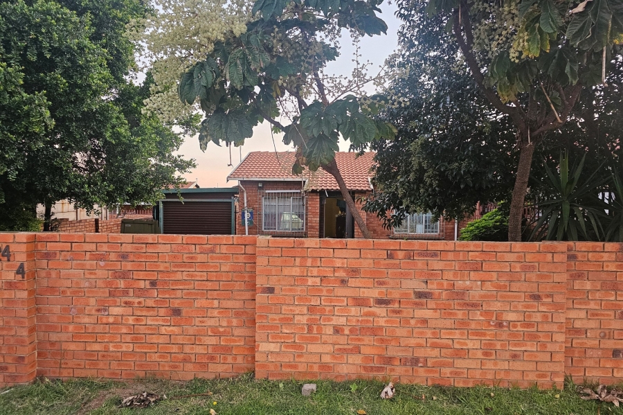 2 Bedroom Property for Sale in Tasbet Park Ext 1 Mpumalanga