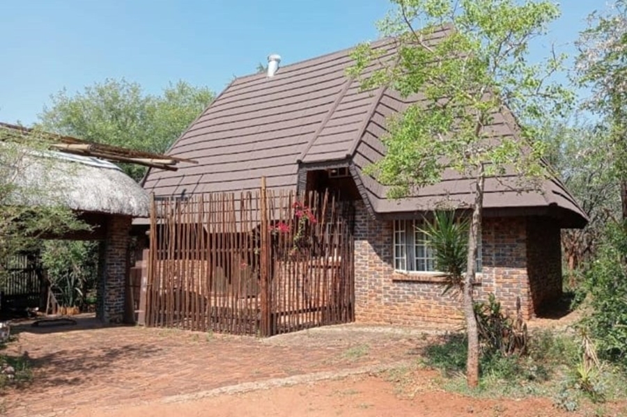 2 Bedroom Property for Sale in Marloth Park Mpumalanga