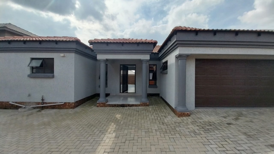 3 Bedroom Property for Sale in Suidheuwel Mpumalanga