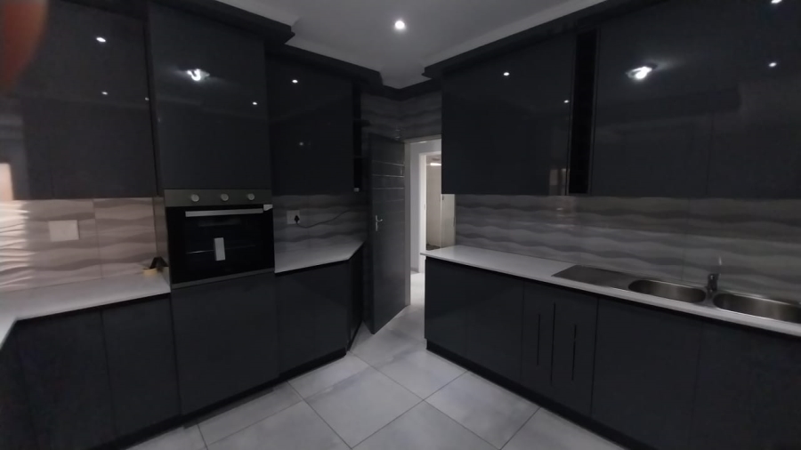 3 Bedroom Property for Sale in Suidheuwel Mpumalanga