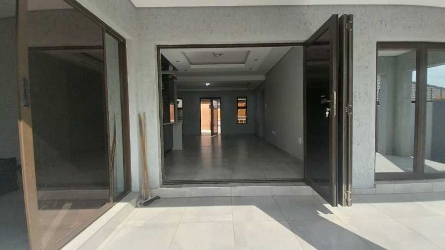 To Let 3 Bedroom Property for Rent in Suidheuwel Mpumalanga