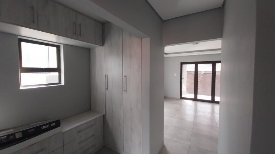 To Let 3 Bedroom Property for Rent in Suidheuwel Mpumalanga