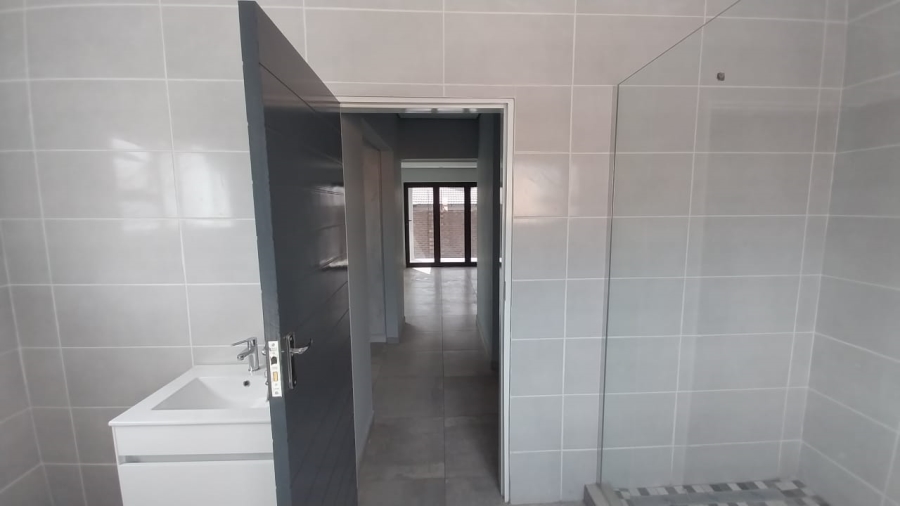 To Let 3 Bedroom Property for Rent in Suidheuwel Mpumalanga