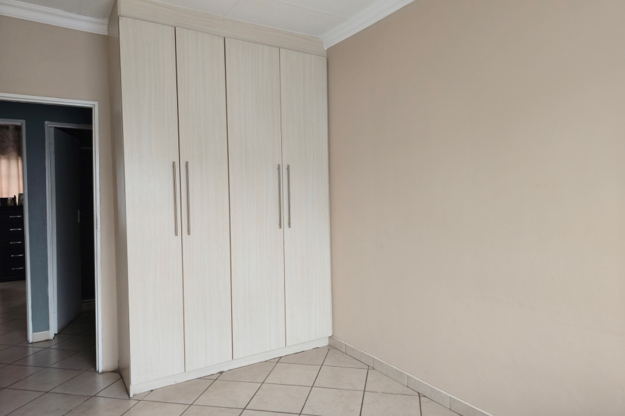 3 Bedroom Property for Sale in Mineralia Mpumalanga